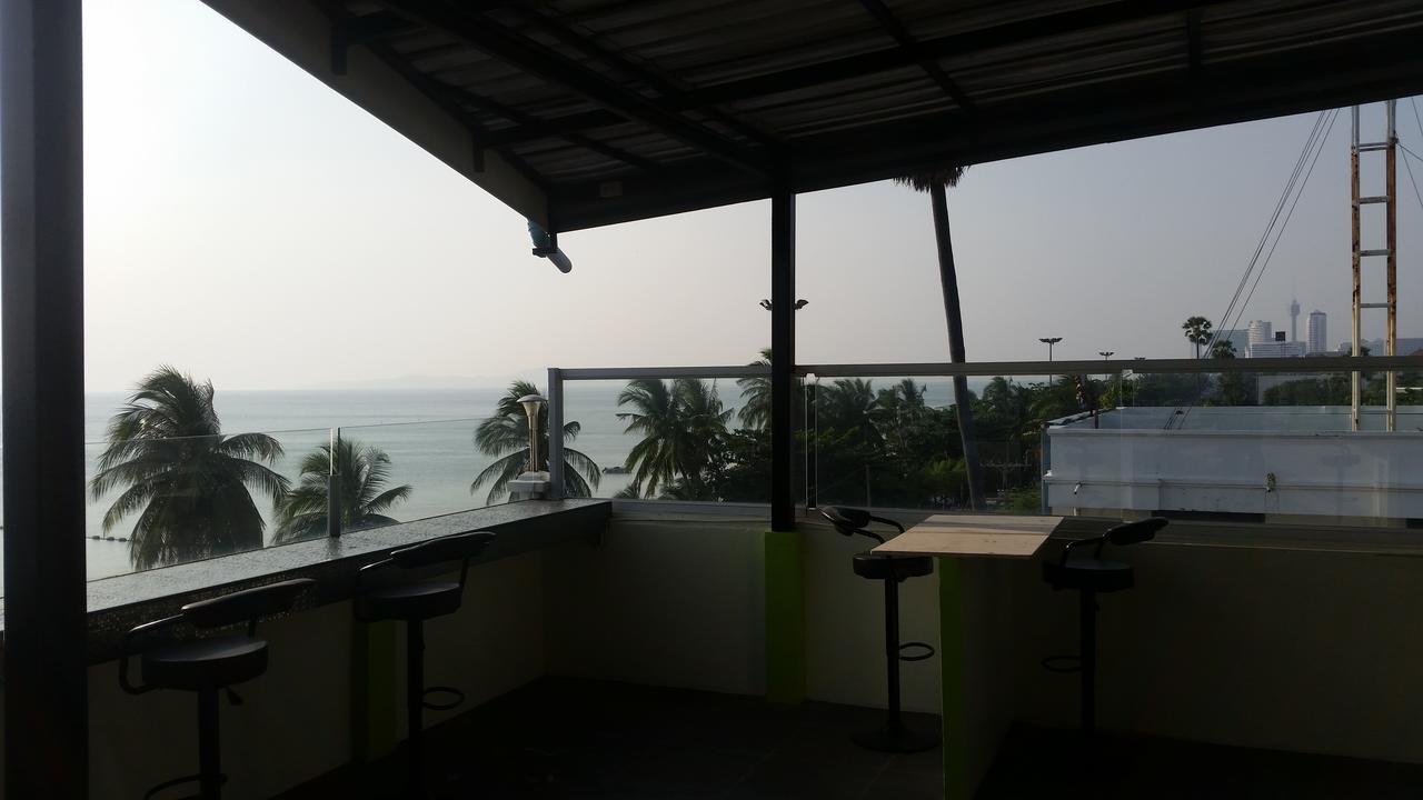 Barfly Pattaya Hotel Jomtien Beach Exterior foto